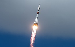 Nga phóng thành công chùm vệ tinh Internet và liên lạc của Anh lên quỹ đạo Trái Đất