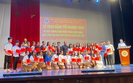Người học 'trắng tay bằng cấp' đã được Học viện Múa Việt Nam trao bằng