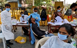 Campuchia đã tiêm vắc xin ngừa COVID-19 nhiều gấp 10 Việt Nam