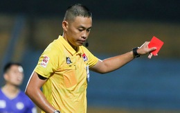 HLV Hà Nội FC: 'Thẻ đỏ dành cho Đức Huy quá nặng'