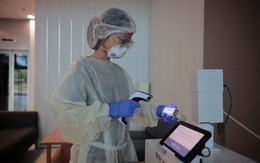 Công nghệ mới tại Singapore: Máy kiểm tra virus COVID-19 chỉ với một hơi thở