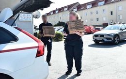 Phạm nhân bắt bảo vệ nhà giam, đòi chuộc bằng 20 bánh pizza