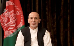 Tổng thống lưu vong Afghanistan phủ nhận bỏ trốn với xe tiền, thề sẽ quay lại đấu tranh