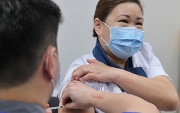 Singapore mở rộng tiêm chủng cho người thường trú ngắn hạn