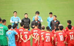 Đội tuyển Việt Nam vắng cả HLV Park Hang Seo và Tiến Linh trong ngày hội quân