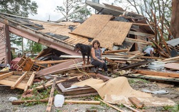 Siêu bão Ida hạ cấp thành áp thấp nhiệt đới, dân Louisiana thở phào
