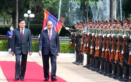 Lãnh đạo Việt Nam, Lào bàn về hợp tác toàn diện, Biển Đông, nguồn nước sông Mekong