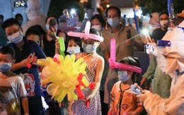 34 em nhỏ nhún nhảy tận hưởng Đêm hội trăng rằm tại Bệnh viện Trưng Vương