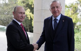 Tổng thống Putin khoe ông có 'kháng thể cao' với COVID-19