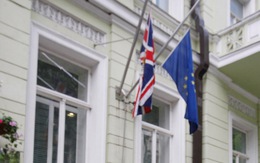 Đại sứ quán Anh rút bớt nhân viên ngoại giao ở Kiev
