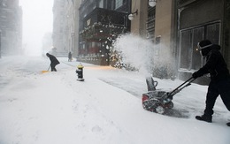 Miền đông nước Mỹ ngập trong 'bão bom tuyết'