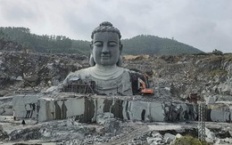 Tượng Phật khổng lồ giữa mỏ đá núi Phước Lý, Đà Nẵng