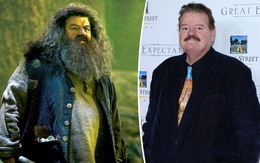 Fan ‘Harry Potter’ tạm biệt giáo sư Hagrid