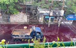 Nước ngập đỏ lòm đường Phan Anh, Tô Hiệu sau mưa: Vẫn chưa tìm ra nguyên nhân