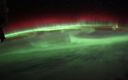Cực quang làm hổng một lỗ rộng 400km trong tầng ozone của Trái đất