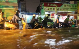 Vì sao hai ngày qua, TP.HCM mưa to về đêm?