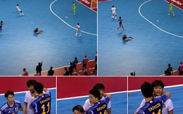 Cầu thủ futsal Indonesia được khen khi từ chối ghi bàn lúc đối phương nằm sân