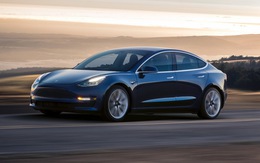 GM 'sửa hộ' hàng ngàn xe điện Tesla - Đôi bên có lợi