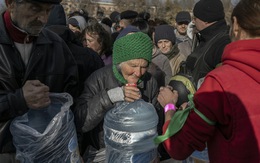 Ukraine hứa sắp xếp nơi trú ẩn ‘có điện, nước, sưởi’ cho người dân trong mùa đông