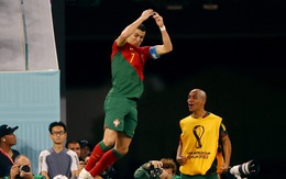 Ronaldo lập kỷ lục ghi bàn tại 5 kỳ World Cup
