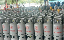 Giá gas tăng thêm 13.000 - 14.000 đồng mỗi bình 12kg