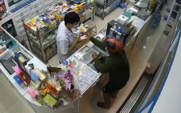 Dược sĩ đứng hình khi bị khách giả vờ mua thuốc để cướp điện thoại