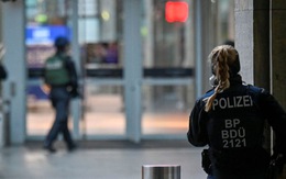 Cảnh sát sơ tán trung tâm mua sắm ở Đức vì vụ bắt giữ con tin