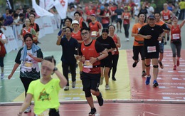 Hơn 12.000 người chạy giải marathon quảng bá du lịch TP.HCM