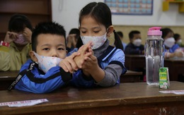 Đà Nẵng: Lo ngại 'học sinh lớp 5 ngồi cùng loại bàn với học sinh lớp 1'