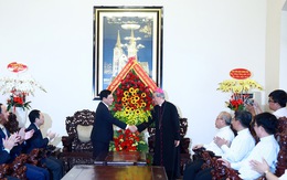 Phó thủ tướng Thường trực Phạm Bình Minh chúc mừng Giáng sinh tại TP.HCM