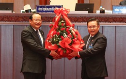 Thủ tướng Lào xin nghỉ hưu, bầu phó thủ tướng lên thay