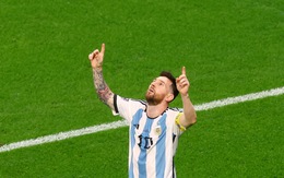 Giành vé tứ kết, Messi viết 'Thêm một bước nữa...'