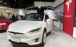 Tesla thông báo thu hồi xe lần thứ 4 trong 2 tuần