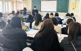 Sinh viên Hà Nội trở lại giảng đường: Có người thấy 'không vui' bằng học online