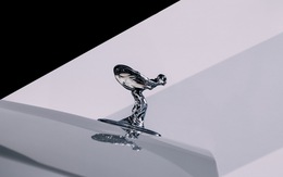 Biểu tượng 'thiếu phụ bay' Rolls-Royce thay thiết kế sau hơn 100 năm