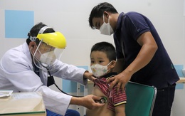Khỏi COVID-19 mà vẫn ho hàng tháng trời, vì sao?