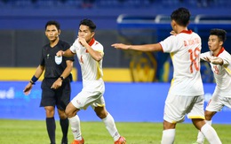 U23 Việt Nam - U23 Uzbekistan: Chờ Quang Nho trở lại khu trung tuyến