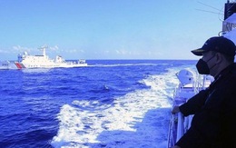Philippines gửi công hàm ngoại giao về vụ 'chạm mặt' tàu hải cảnh Trung Quốc