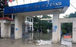 Đồng Nai: Trường ngập sâu do mưa lớn, 1.200 học sinh nghỉ học