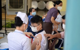 Buổi tiêm vắc xin đầu tiên cho trẻ tại TP.HCM ổn định và an toàn