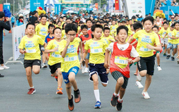 HCMC Marathon trao huy chương mạ vàng 24K cho nhà vô địch