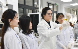 Nhà khoa học trẻ hàng đầu nước Mỹ phát triển công cụ chẩn đoán sớm cho người Việt