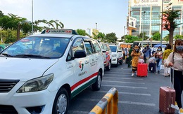 Tân Sơn Nhất lên phương án bổ sung xe taxi, xả trạm thu phí nếu ùn tắc dịp lễ 30-4