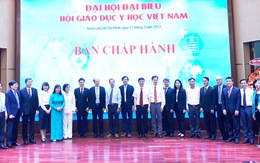 Lần đầu có Hội Giáo dục y học, giáo sư Lê Quang Cường làm chủ tịch