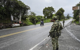 Ông trùm bị dẫn độ qua Mỹ, băng đảng Colombia phong tỏa cả một vùng
