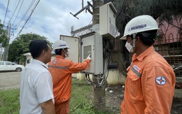 Cấp điện cho vùng nhiều sông rạch nhất TP.HCM ra sao?