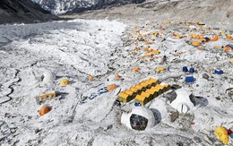Nepal cân nhắc dời Base camp trên núi Everest vì lý do an toàn