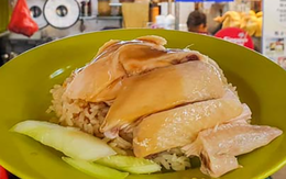 Nhiều cửa hàng cơm gà Hải Nam ở Singapore không có gà để bán