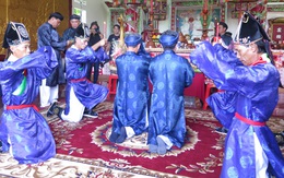 Lễ hội yến sào khởi đầu mùa du khách ra các đảo yến