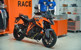 KTM Super Duke 1290 GT giá 900 triệu đồng, ngang ôtô hạng C tại Việt Nam